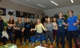 Śpiew rozlegał się głośno po okolicy