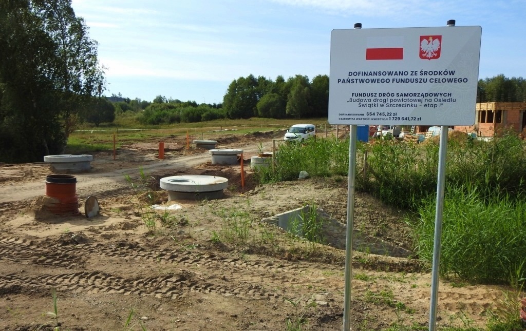 Zdjęcie do Powstaje droga na Osiedlu Świątki