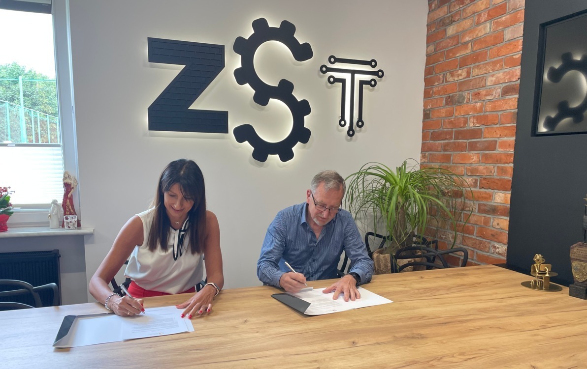 Zdjęcie do ZST nawet podczas wakacji nie zwalnia tempa&hellip;