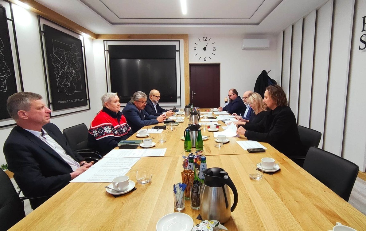 Zdjęcie do  Obradowała Powiatowa Rada Rynku Pracy