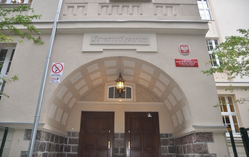 Zdjęcie do  Uczniowie I LO z kolejnymi sukcesami