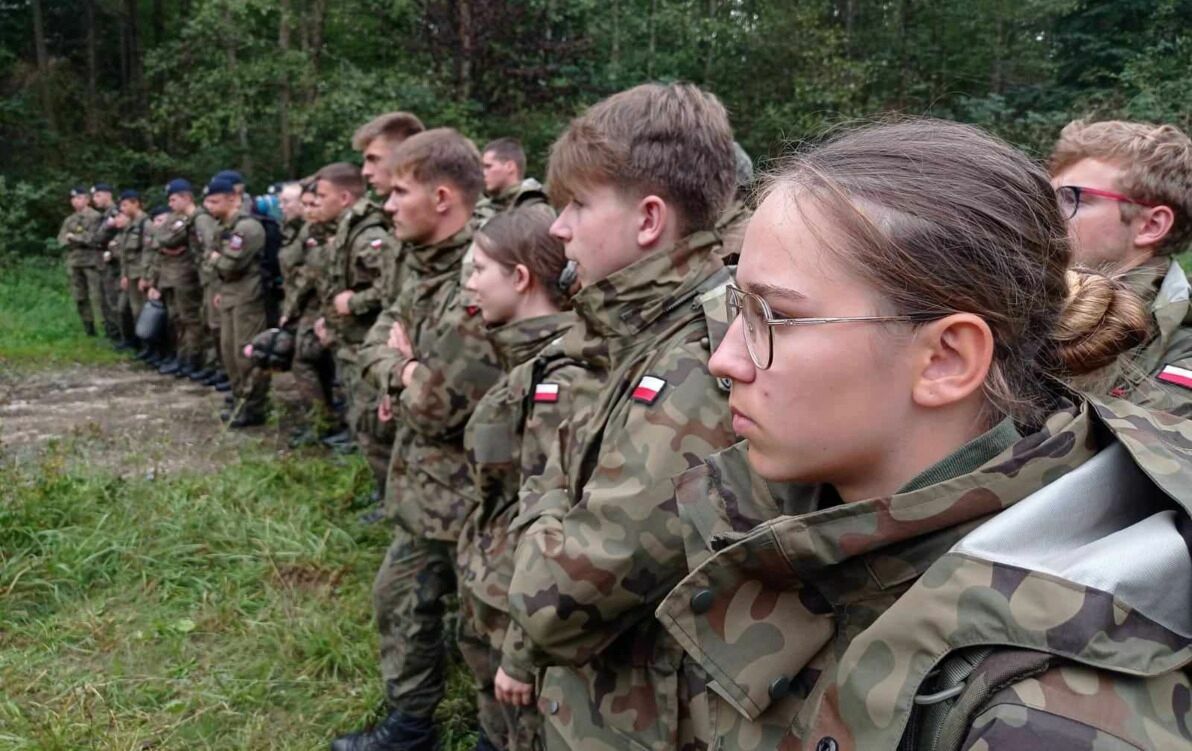 Zdjęcie do Powr&oacute;t białoborskich kadet&oacute;w z pucharami   z VIII Zlotu Klas Wojskowych  w Orzyszu