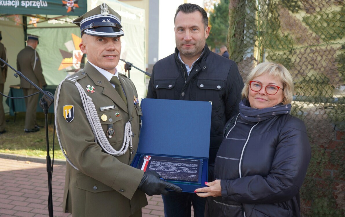 Zdjęcie do Podw&oacute;jny jubileusz 11.Batalionu Ewakuacji Sprzętu &bdquo;Ziemi Szczecineckiej&rdquo;