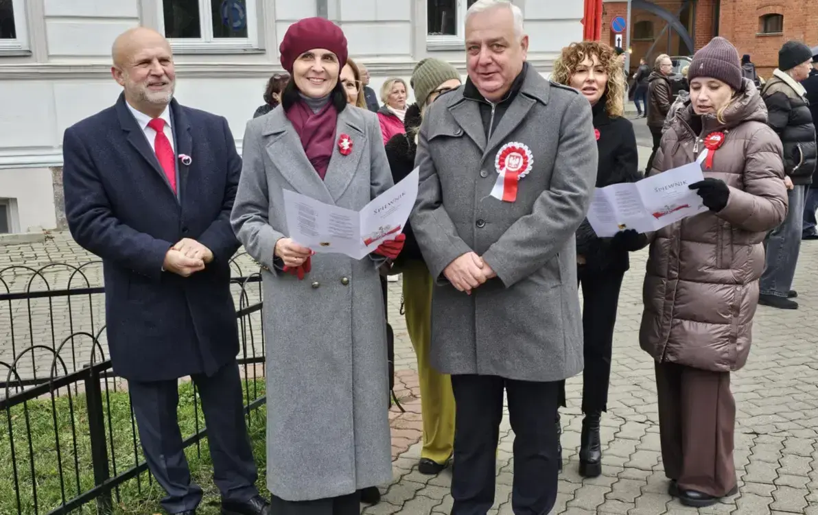 Zdjęcie do Uczczono 107. rocznicę odzyskania niepodległości