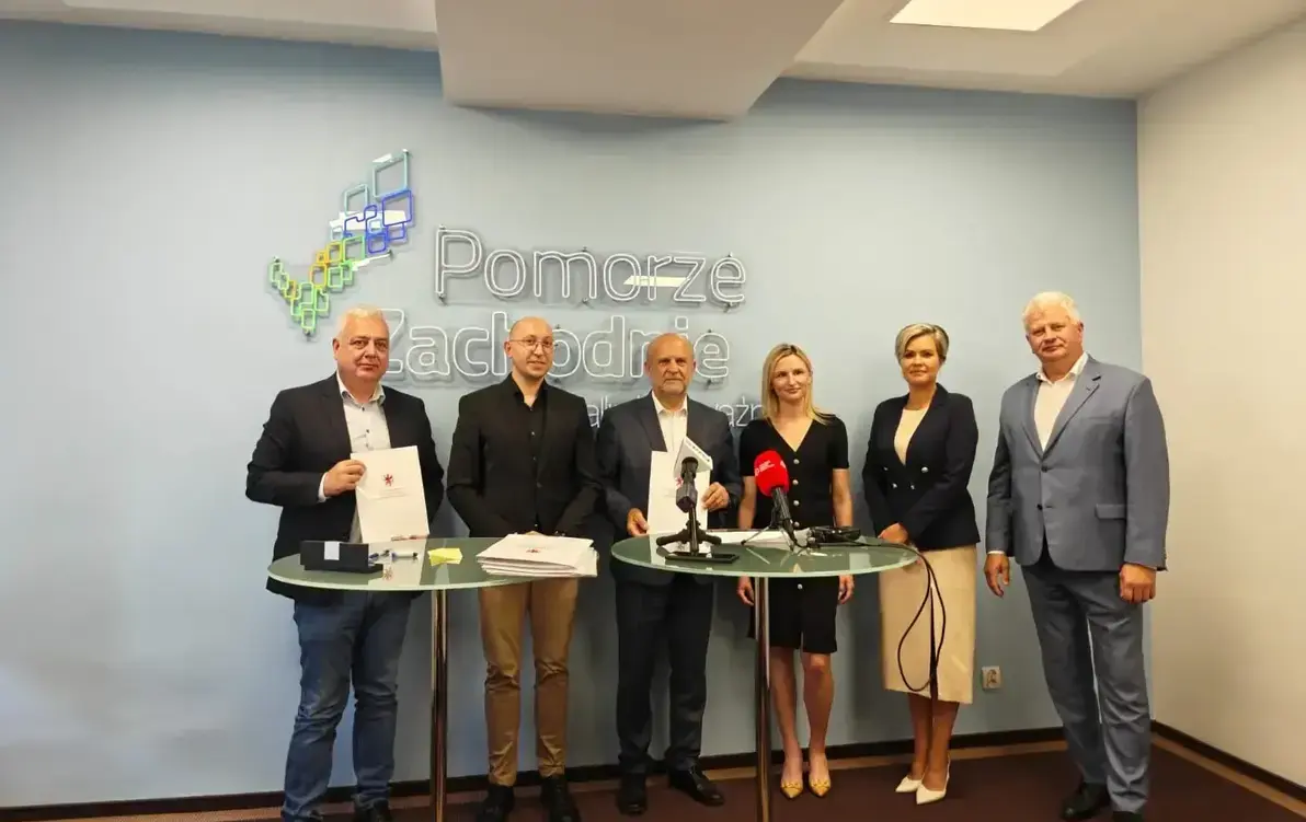 Zdjęcie do Powiat Szczecinecki z dofinansowaniem na dwie inwestycje drogowe