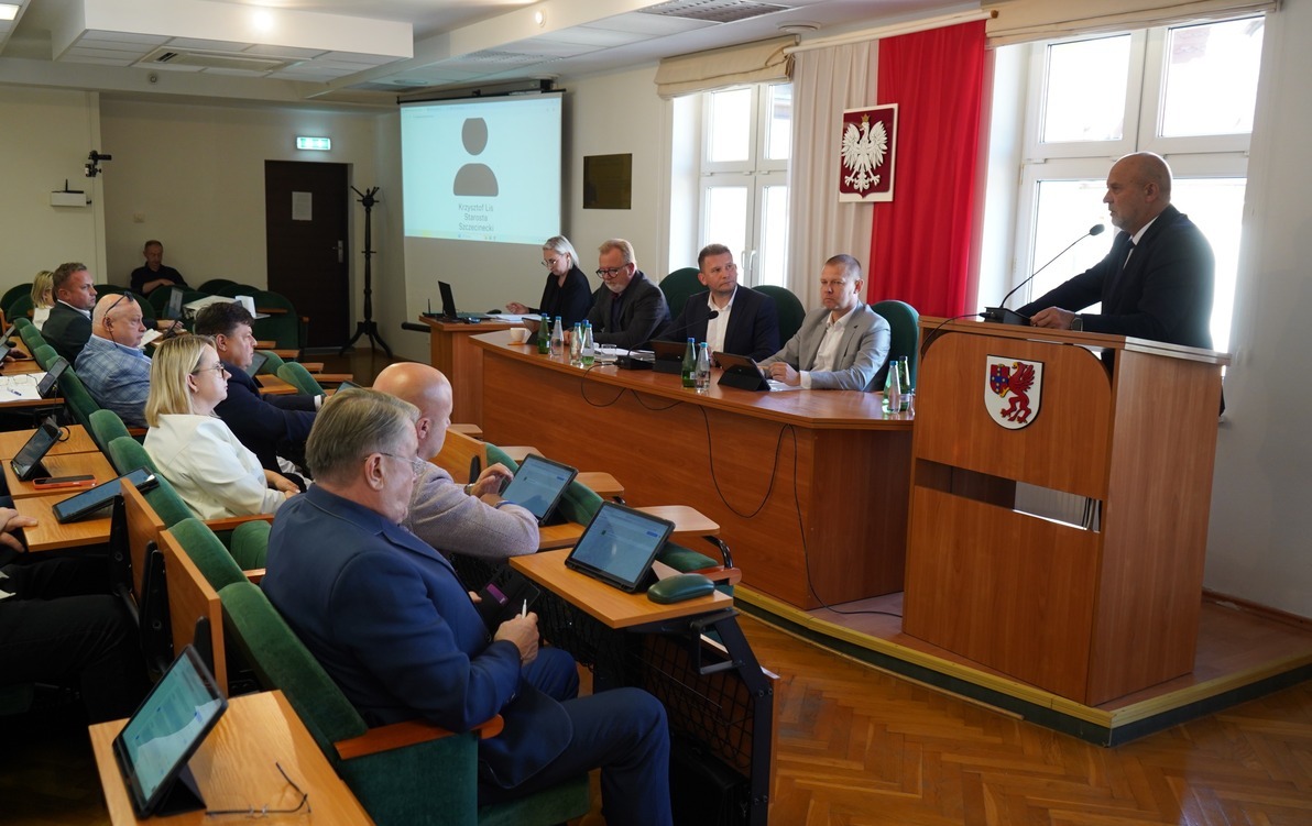 Zdjęcie do Za nami 38. sesja Rady Powiatu w Szczecinku