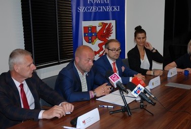 Zdjęcie do Remont drogi w Grzmiącej 