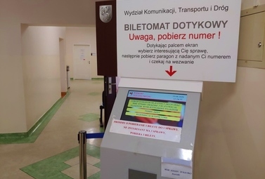 Zdjęcie do Wydział Komunikacji Transportu i Dr&oacute;g 