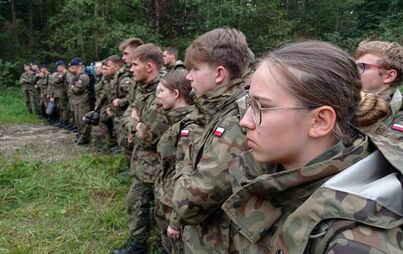 Zdjęcie do Powr&oacute;t białoborskich kadet&oacute;w z pucharami   z VIII Zlotu Klas Wojskowych  w Orzyszu