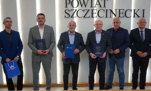 Zdjęcie do Akademia w Wałczu kolejnym partnerem Powiatu Szczecineckiego