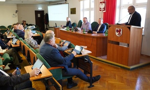 Zdjęcie do Za nami XXXIX nadzwyczajna sesja Rady Powiatu w Szczecinku