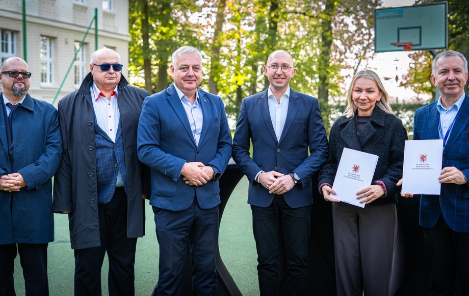 Ponad 2,3 mln zł na rozwój powiatowych szkół! Umowa podpisana
